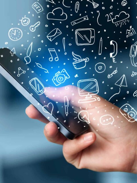 Top 10 Mobile Apps When Visiting Iceland 8 shutterstock 248776741