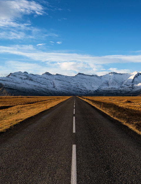How long does it take to drive around Iceland's Ring Road?