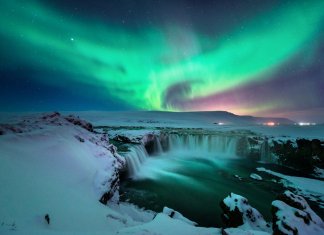 Beautiful Iceland Northern Lights at Godafoss waterfall